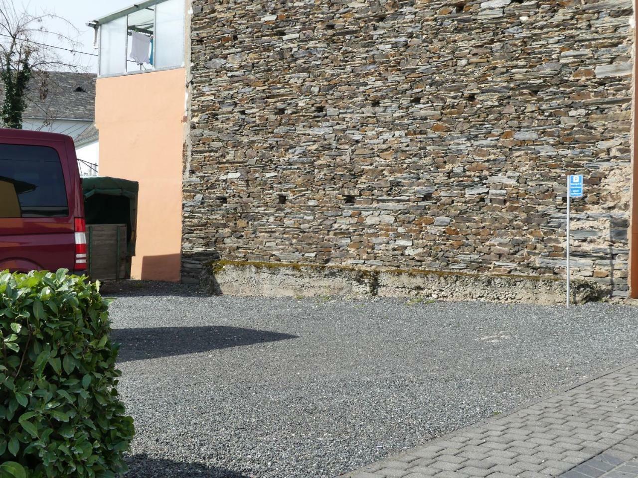 Weingut & Gaestehaus Edwin Hoffmann Trittenheim Eksteriør billede
